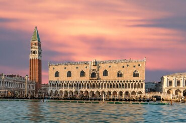 Palazzo Ducale e Giro in Gondola