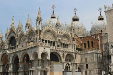 St Mark’s Basilica and Gondola Ride